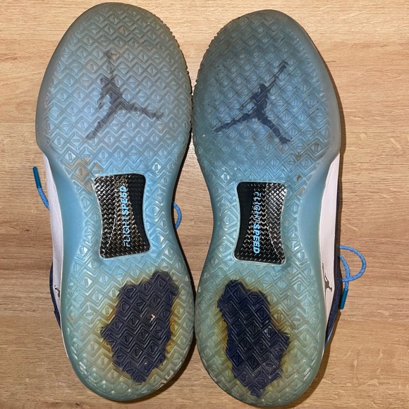 Jordan XXXII Low UNC Win Like 82 Athletic Shoes - Size: 10.5 - Picture 3 of 4